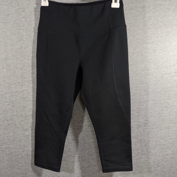 Core 10 Yoga Capri Legging - Picture 5 of 8